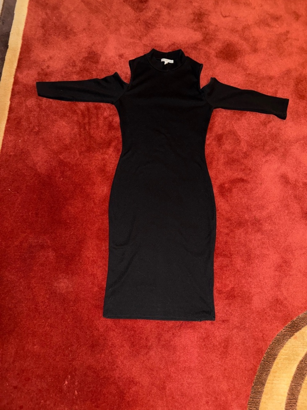 Charlotte Russe Black Cut Out Sleeve Design  Midi Dress